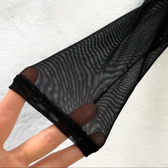 Sexy Mesh sleeve top - Picture 3 of 4